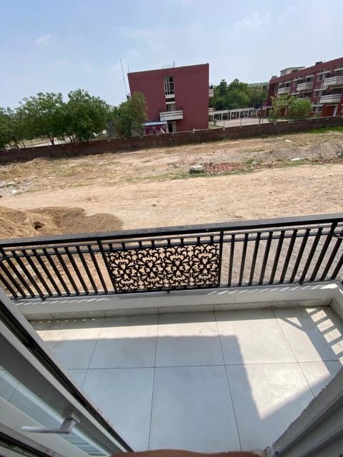 Sector 115 – photo 6
